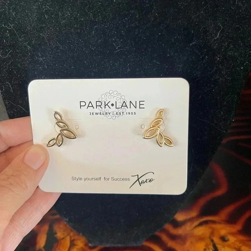 Park Lane Crepe Gold Earrings - Picture 2 of 3